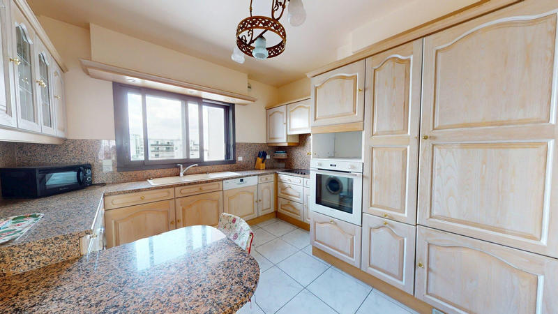 Appartement - 135 m² - 3 pièces