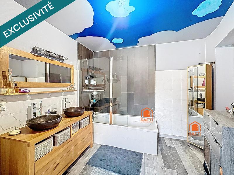 Maison - 180 m² - 5 pièces