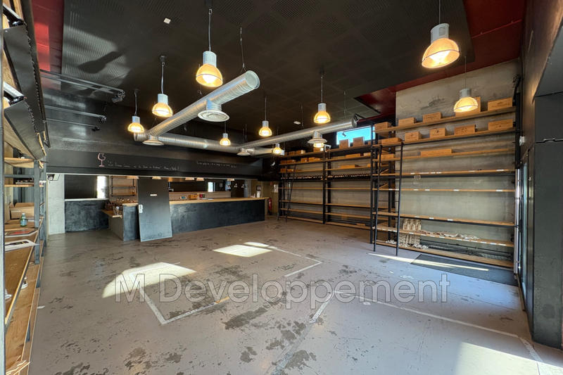 Local commercial - 360 m²