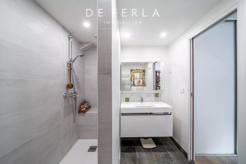 Loft - 88 m² - 3 pièces