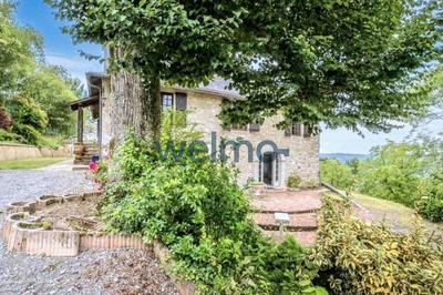 Maison en pierre - 350 m² - 10 pièces