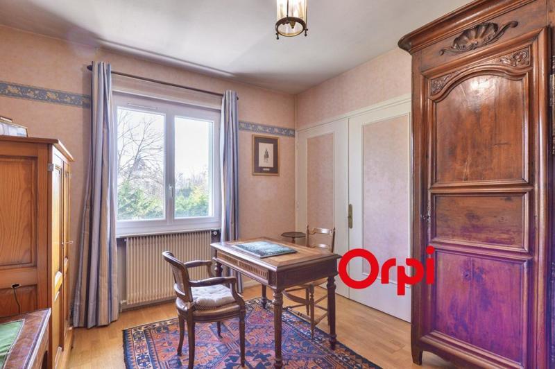 Maison - 184 m² - 7 pièces