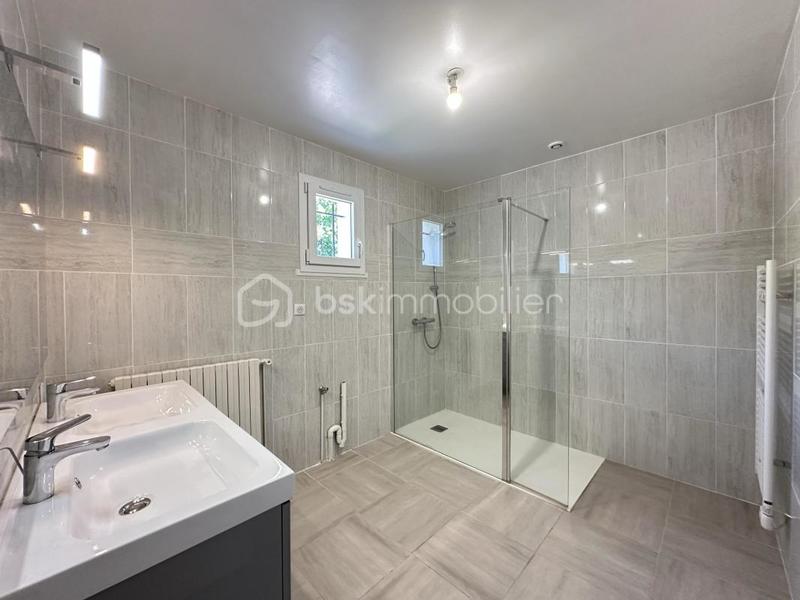 Pavillon - 100 m² - 4 pièces