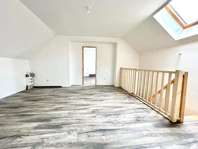 Maison - 105 m² - 6 pièces