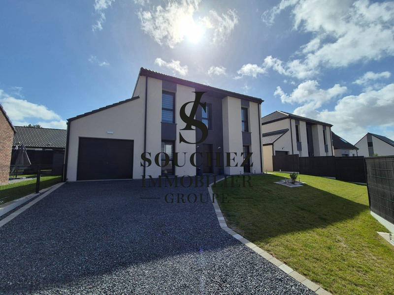 Maison - 124 m² - 6 pièces