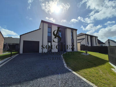 Maison - 124 m² - 6 pièces