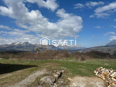 Terrain - 2 499 m²