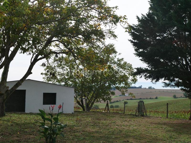 Maison traditionnelle - 142 m² - 7 pièces