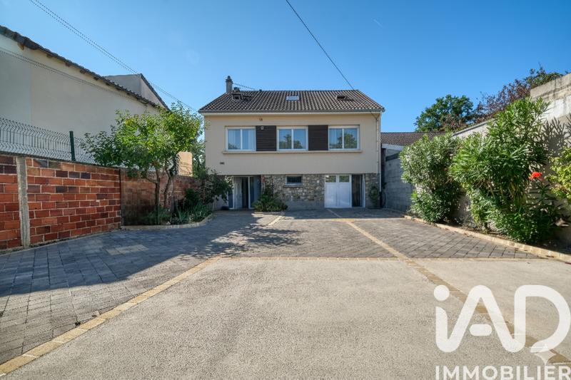 Maison - 170 m² - 6 pièces