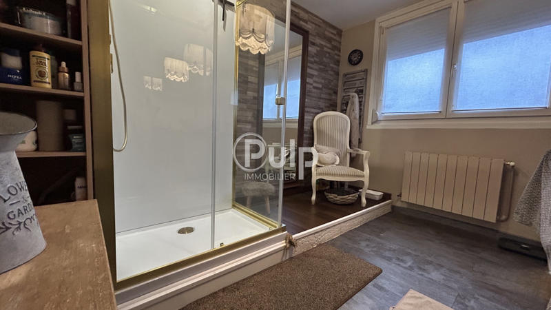 Maison - 152 m² - 7 pièces