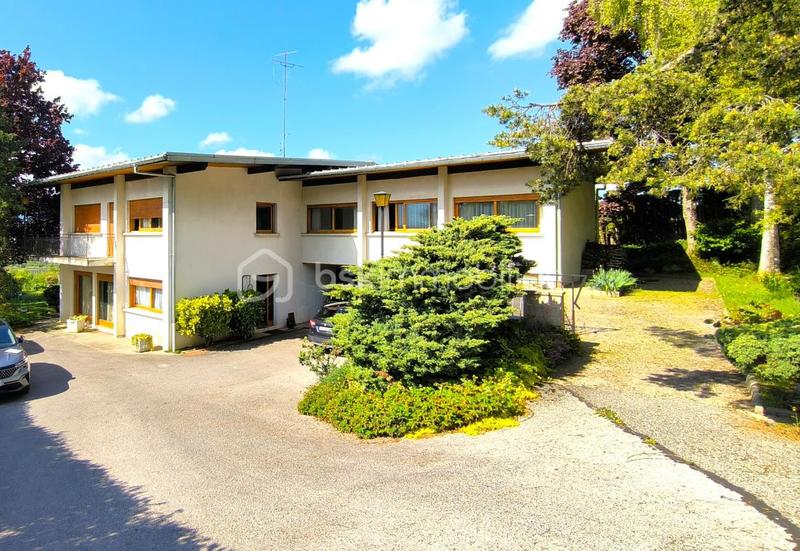 Maison d'architecte - 361 m² - 8 pièces