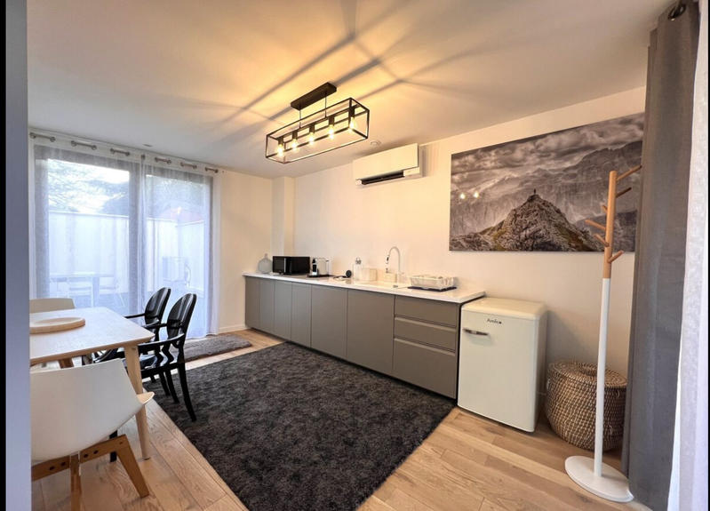 Villa - 200 m² - 6 pièces