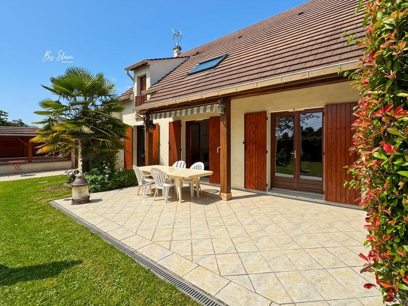 Maison - 164 m² - 7 pièces