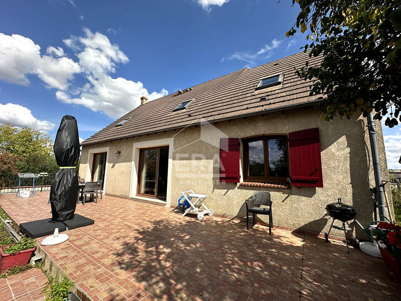 Maison - 175 m² - 8 pièces