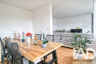 Appartement - 82 m² - 4 pièces