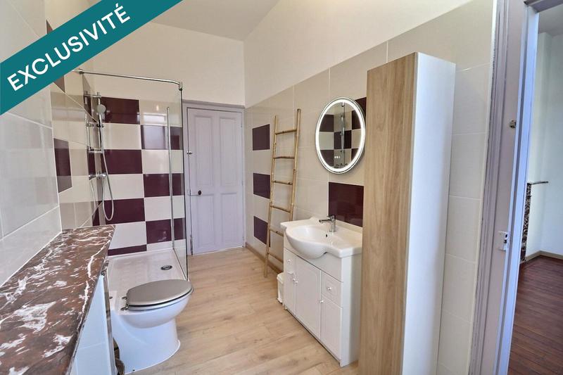 Maison - 187 m² - 8 pièces