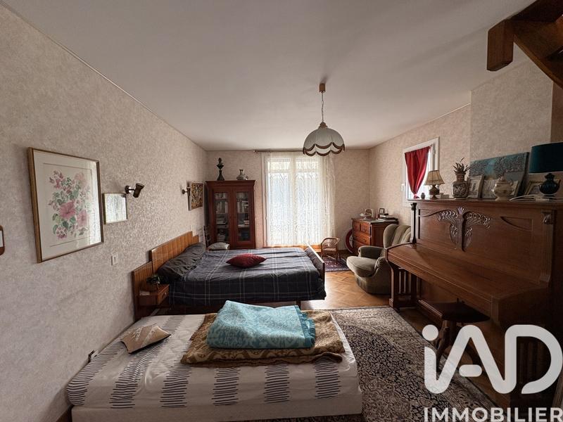 Maison - 168 m² - 6 pièces