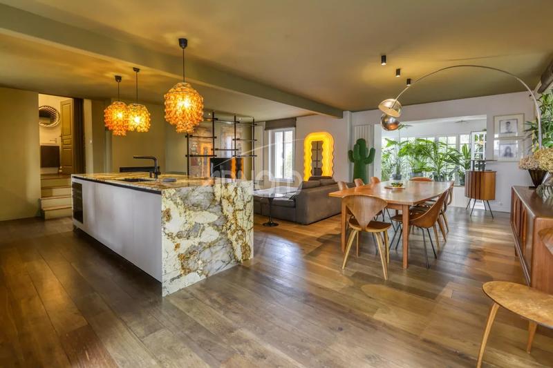 Maison - 150 m² - 6 pièces