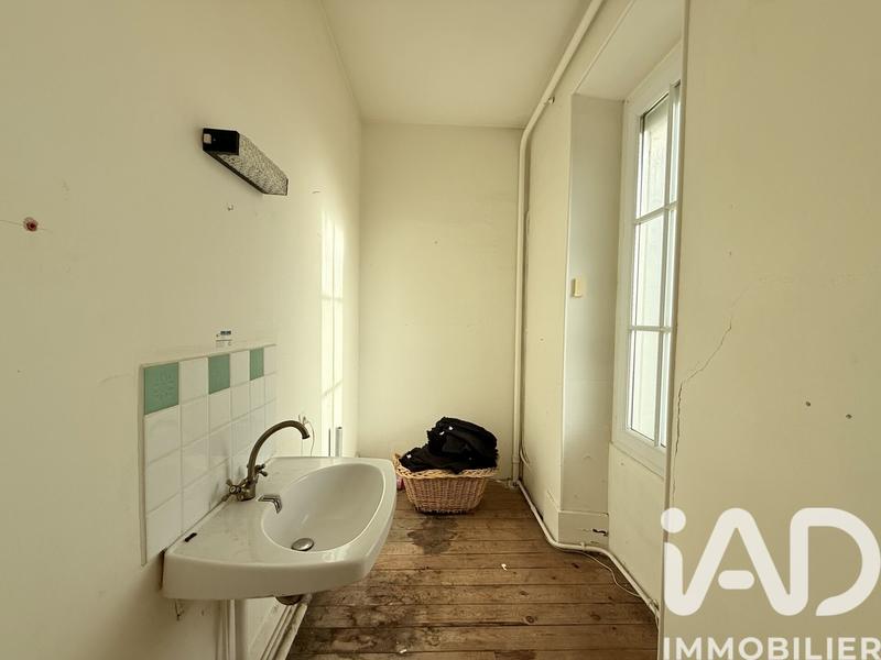 Maison - 262 m² - 8 pièces