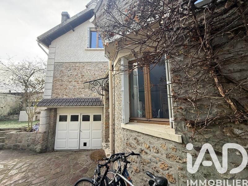 Maison de ville - 137 m² - 6 pièces