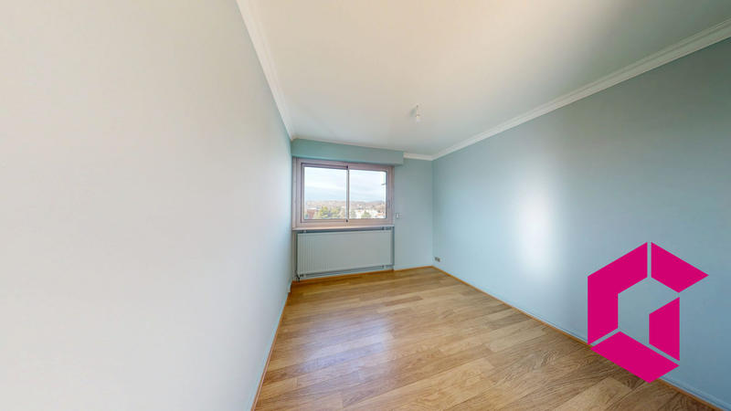 Appartement - 77 m² - 4 pièces