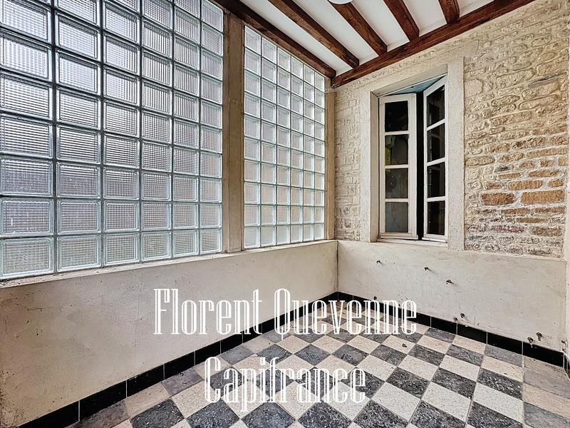 Maison - 181 m² - 5 pièces