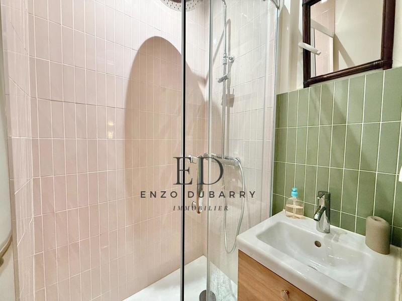 Appartement - 100 m² - 4 pièces