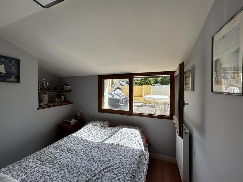 Maison - 188 m² - 10 pièces