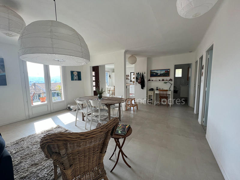 Maison - 97 m² - 4 pièces