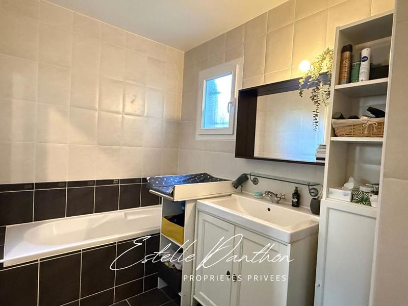 Maison - 120 m² - 6 pièces