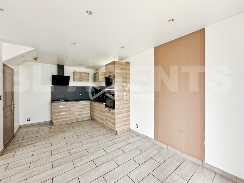 Maison - 102 m² - 6 pièces