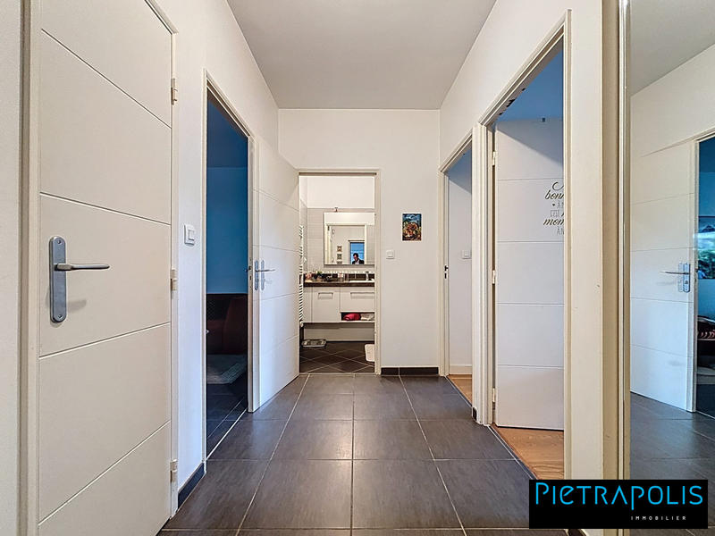 Appartement - 65 m² - 3 pièces