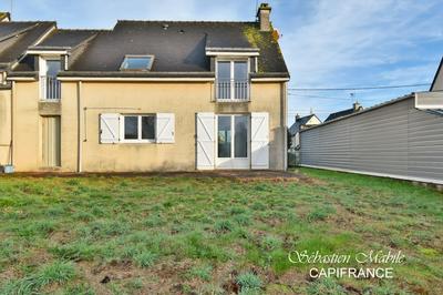 Maison - 93 m² - 5 pièces