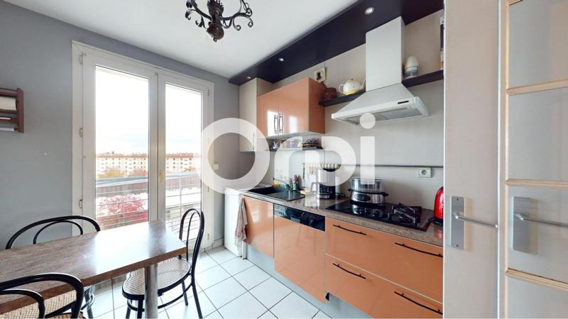 Appartement - 111 m² - 4 pièces