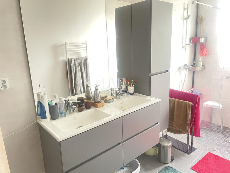 Maison - 106 m² - 6 pièces