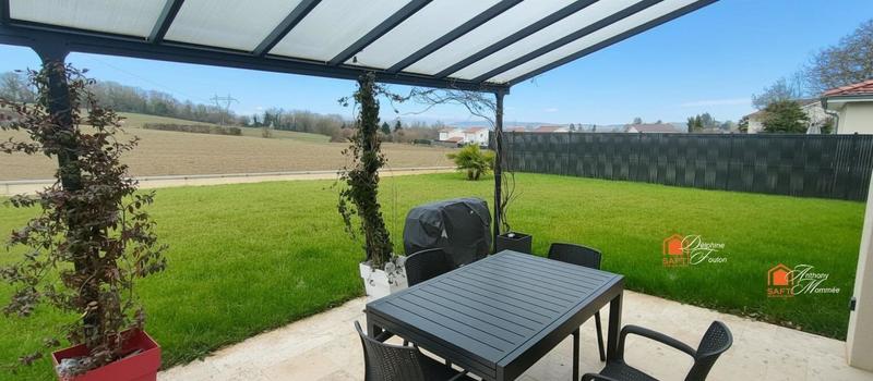 Maison - 90 m² - 4 pièces