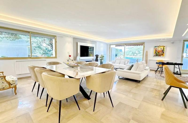 Appartement - 114 m² - 3 pièces