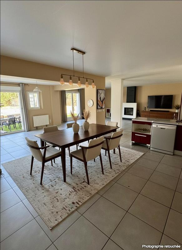 Maison - 195 m² - 5 pièces