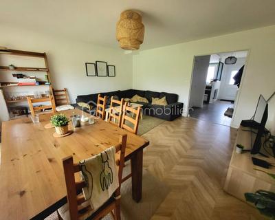 Maison - 123 m² - 6 pièces