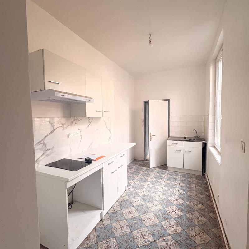 Immeuble - 95 m² - 6 pièces