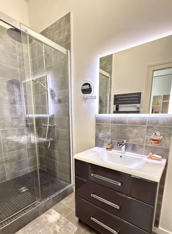 Appartement - 166 m² - 5 pièces