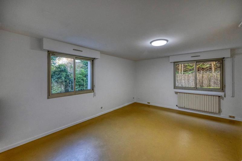 Maison - 207 m² - 8 pièces