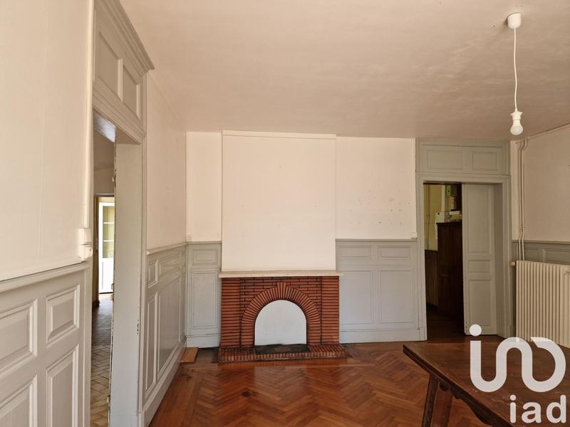 Maison - 220 m² - 8 pièces