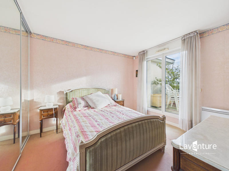 Appartement - 156 m² - 7 pièces