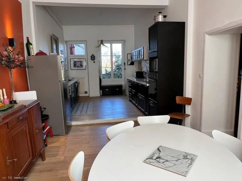 Maison de ville - 455 m²