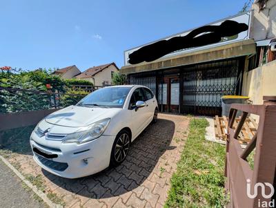 Local commercial - 220 m²