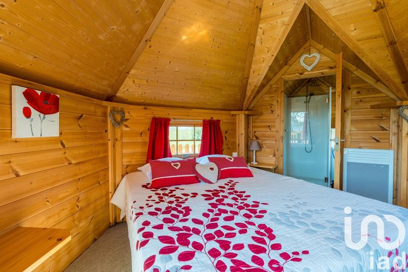 Maison - 360 m² - 14 pièces