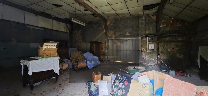 Maison - 199 m² - 7 pièces