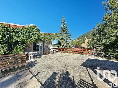 Châlet - 101 m² - 2 pièces