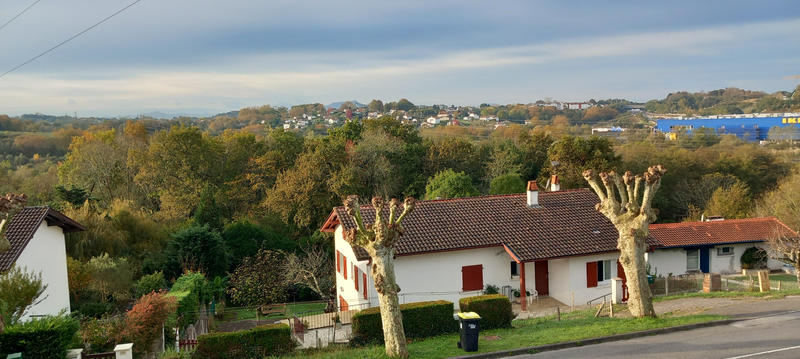 Maison - 100 m² - 6 pièces